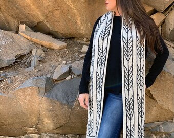 Knitting Pattern ~ Strijela Scarf ~ Knitting Pattern