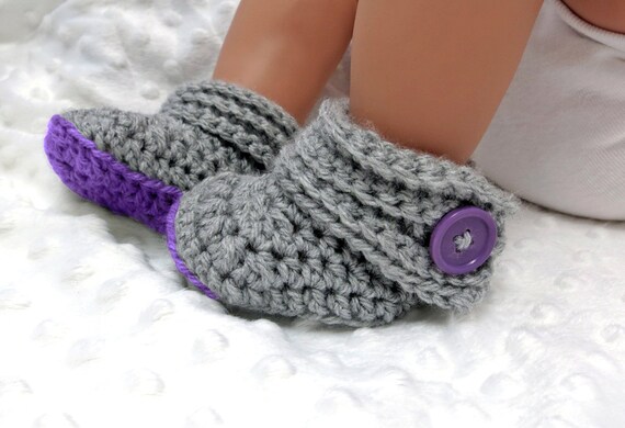 Crochet Pattern Buttoned Up Baby Beanie And Booties Gift Set Crochet Pattern - 