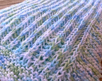 Knitting Pattern ~ Squishy Baby Blanket ~ Perfect Baby Shower Gift Idea ~ DIY Knitting Tutorial ~ Cozy and Soft Nursery Decor