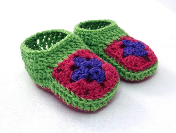 Crochet Pattern Granny Square Baby Booties And Beanie Gift Set Crochet Pattern - 