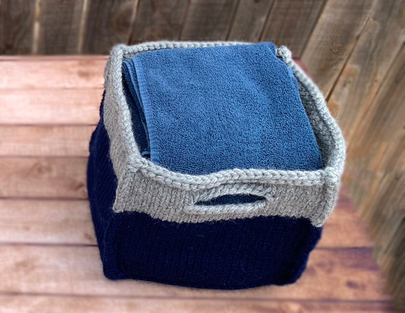 Knitting Pattern Boxy Baskets Square Baskets Knit Pattern Multiple Sizes Square Baskets with Handles Knit Pattern Knit Home Decor image 2