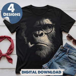 Puede incluir: Camiseta negra con una ilustración detallada de un gorila con gafas y fumando en pipa. Incluye el texto "4 DESIGNS" y "DIGITAL DOWNLOAD".