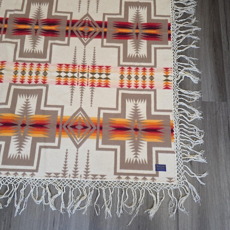 Beaver State Pendleton Harding Wool Blanket USA 68" X 68" Shawl Reversible EUC image 4