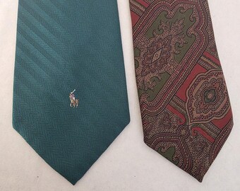 Lote 2 Corbatas de seda vintage Polo Ralph Lauren para hombre, hechas a mano, color carne, con estampado de pony y diseño geométrico.