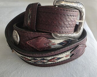 VTG Wrangler Leather, Aztec Weave & Silver Tone Concho Mens Southwestern Belt 38