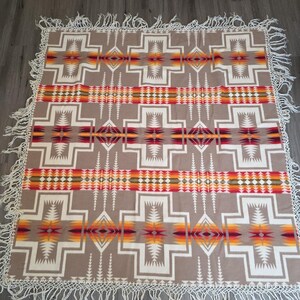 Beaver State Pendleton Harding Wool Blanket USA 68" X 68" Shawl Reversible EUC image 6