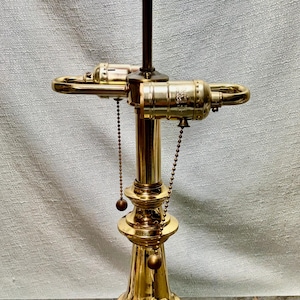 Vintage Mid-Century Modern Solid Brass Table Lamp - Dual Pull Chain Sockets - Hollywood Regency Pedestal Style - 19" Tall