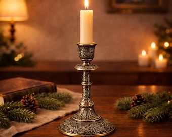 Bronze Vintage Candlestick Holder,Ornate Peacock Pattern Taper Candle Stand,European Retro Home Decor,Romantic Dinner Table Centerpiece Gift