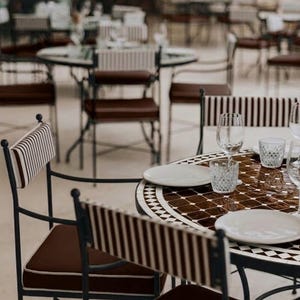 Moroccan Zellige Round Table – Handcrafted Mosaic Dining Table – Authentic Marrakech Style