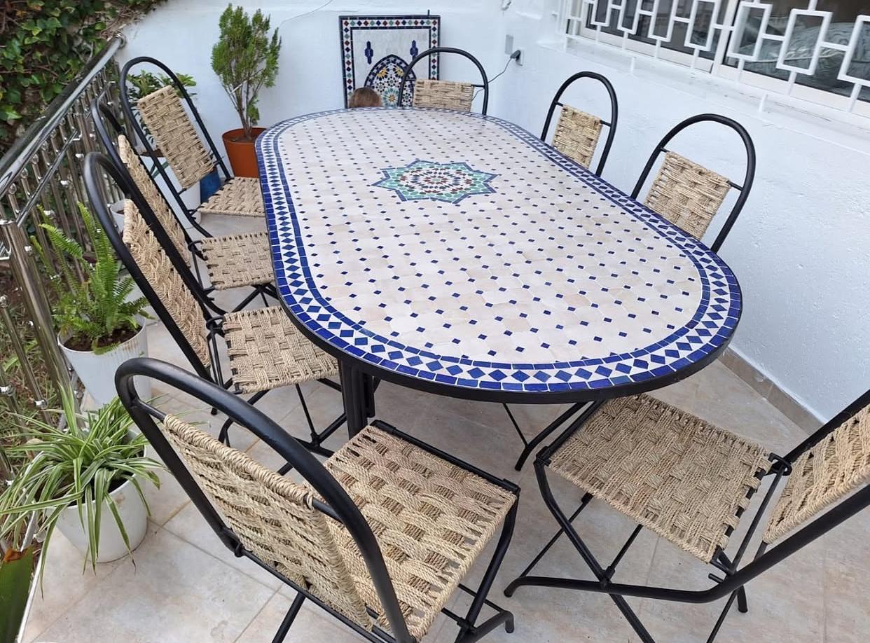 Chaise en fer forgé avec dossier rectangulaire, une utilisation en