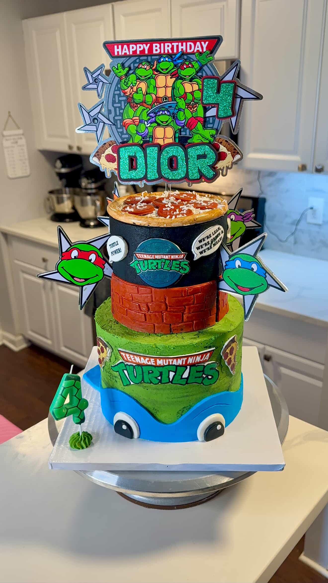 How to Make Easy Teenage Mutant Ninja Turtle Cupcakes, image size:1320x2347