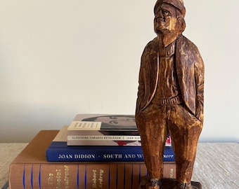 Figura de madera tallada a mano vintage / Escultura de arte popular firmada