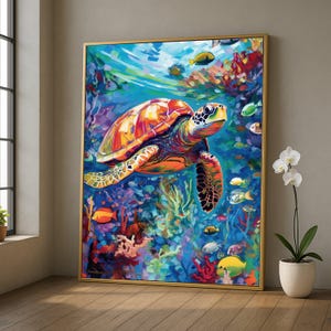 Puede incluir: Una impresión en lienzo enmarcada que representa una colorida tortuga marina nadando en un arrecife de coral. La obra de arte presenta una paleta vibrante de azules, naranjas, amarillos y verdes, con numerosos peces y formaciones de coral detalladas.