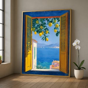 Könnte beinhalten: Gerahmtes Gemälde, das eine Küstenlandschaft zeigt, die durch ein Fenster mit offenen gelben Fensterläden betrachtet wird. Helle gelbe Zitronen hängen von einem Baum vor blauem Himmel und Meer. Der Fensterrahmen ist blau, und das Gemälde hat einen goldenen Rahmen.