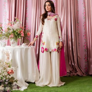 farshi  salwar suit
farshi shalwar kameez