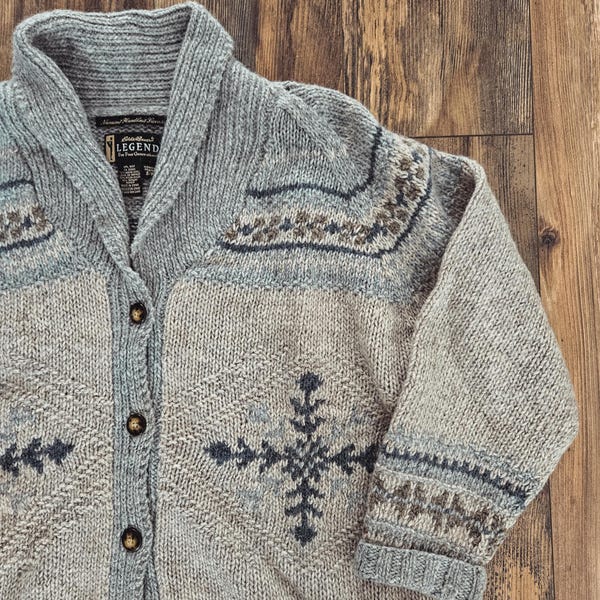 Vintage 90s Eddie Bauer Wool Blend Hand Knit Snowflake Cardigan - Small