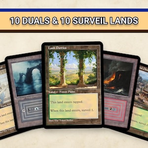 Könnte beinhalten: Fünf Magic: The Gathering Sammelkarten werden gezeigt. Jede Karte zeigt einzigartige Landschaftskunst. Die Karten zeigen Szenen wie einen Portikus, einen Vulkanausbruch und eine Stadtlandschaft. Der Text oben lautet "10 DUALS & 10 SURVEIL LANDS".
