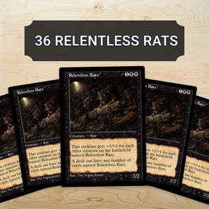 Puede incluir: Una colección de cartas coleccionables negras "Relentless Rats". Cada carta presenta una ilustración oscura de ratas e incluye texto del juego. La imagen también muestra el texto "36 RELENTLESS RATS" en la parte superior.