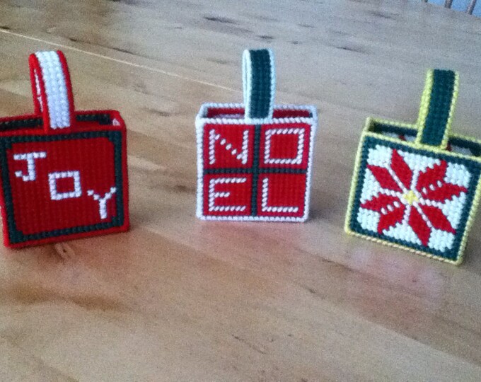 Small Plastic Canvas Gift Totes Etsy