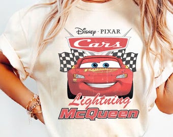 Camisa vintage de Rayo McQueen con colores cómodos, camisa de vacaciones familiares de Radiator Springs, camisa Rusteze Cars, ropa de vacaciones familiares de Disney