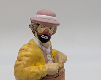 Emmett Kelly Jr Mini Clown Figurine – Barrel Rolling Circus Collectible – 3 1/2" Vintage-Style Resin Decor Gift