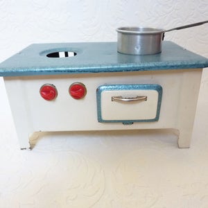 Vintage toy kitchen tin toy stove image 1