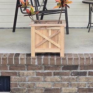 Ceder boerderij plantenbak: ruw gezaagd hout, terrasdecor