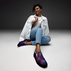 Women’s slip-on canvas shoes
