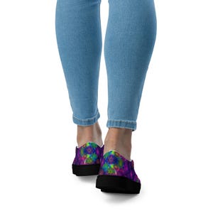 Women’s slip-on canvas shoes