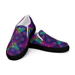 Women’s slip-on canvas shoes