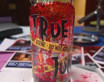 Schneekugel Tumbler, True Crime Lava Drip