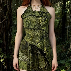 Set 2 pezzi Boho Green Tie-Dye: abito da festival con bordi sfilacciati