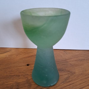 Eierbecher, Pate de Verre Technik, Sammlerstück, Unikat, Liebhaberstück Grün/Türkis