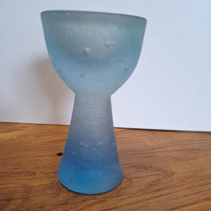 Eierbecher, Pate de Verre Technik, Sammlerstück, Unikat, Liebhaberstück Hellblau