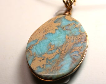 Mystereite Pendant Bronze wire wrap 80ct