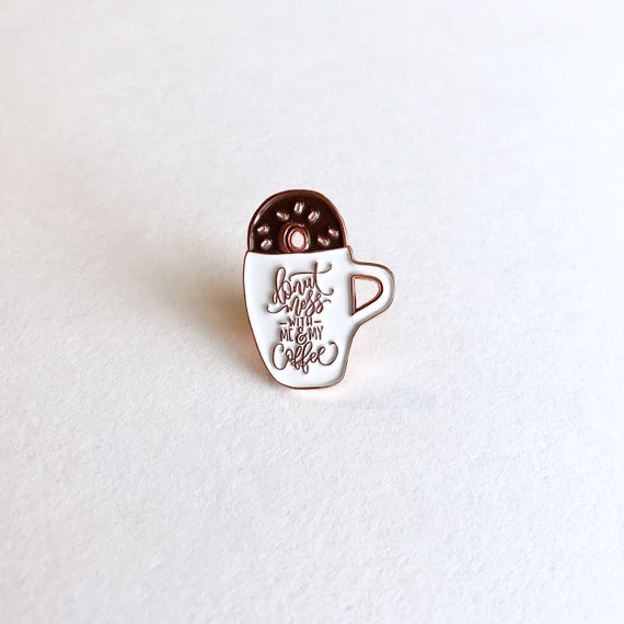 Scarf Buckle Coat Western Ornament Badge Christmas New Year Gift Vintage Coffee Animal Brooch Enamel Pin