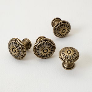 Victorian Antique Brass Cabinet Knobs | Antique Gold Dresser Knobs | Rustic Drawer Knobs | Floral Knob Pull | Classic Cabinet Hardware