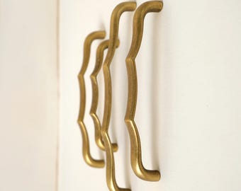 Bambus Alter Messing Schrankknauf, Gewellte Dekorative Schubladenknäufe, Gebogene Schrankknäufe, Antike Goldknäufe, Distressed Messingknäufe