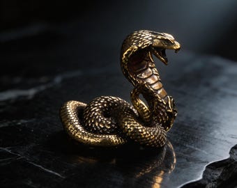 Figura de cobra de latón hecha a mano, decoración vintage para escritorio con temática de mascotas de té, figura de animal fantástica, decoración para oficina o estudio, regalo para amantes de las mascotas de té.