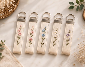 Personalized Embroidered Floral Keychain, Linen Fabric KeyFob, Minimalist Botanical Keychain, Gift For Her