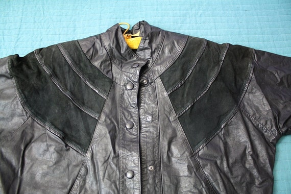 Genuine leather jacket from Argentina, medium siz… - image 3