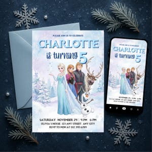 Op de afbeelding: Een verjaardagsuitnodiging met personages uit een populaire animatiefilm. De tekst "Charlotte wordt 5" is blauw. Een smartphone toont hetzelfde ontwerp.