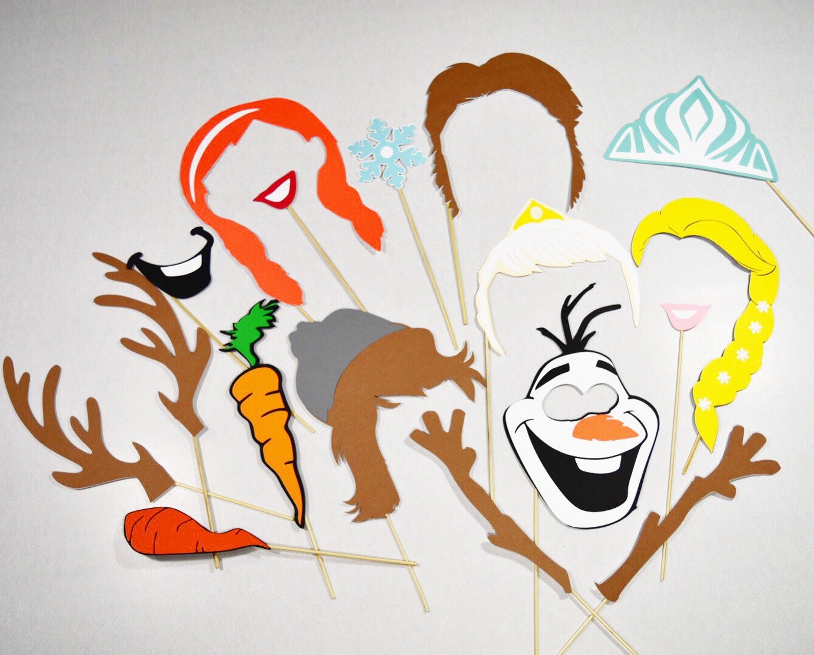 Frozen Photo Booth Props Set - Etsy
