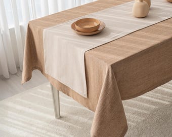 Braune Baumwoll-Tischdecke - Rustikaler Esstisch mit Bauernhaus Dekor