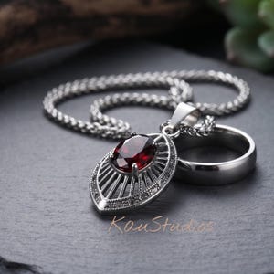 Titanium Steel Vintage Pendant Necklace, Synthetic Red Gem Stone, Gothic Hollow Necklace for Men Women, US Adjustable Wheat Chain