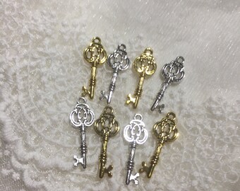 NEW!! Small Key Charm Set  (Set of 8 ) Embellishments, Jewelry, Scrapbooking, Collages, Journaling