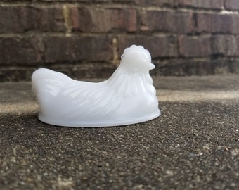 Milk Glass Hen - No Nest / Chicken Dish