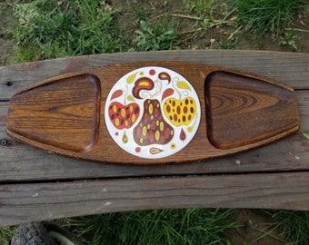 Retro Old Cheese Board / Hor d'oeuvres Tray / Cutting and Serving Board
