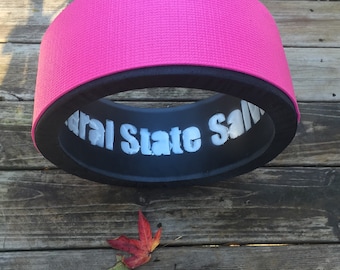 CLEARANCE- Mano fatta 14"diametro, 6"larghezza pesante ruota yoga in tubo riutilizzato