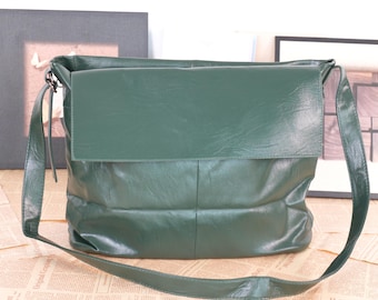 Women's PU Leather Large Capacity Tote Bag | Flap Crossbody Bag with Zippered Pocket | Casual Everyday Commuter Bag | Christmas Gift